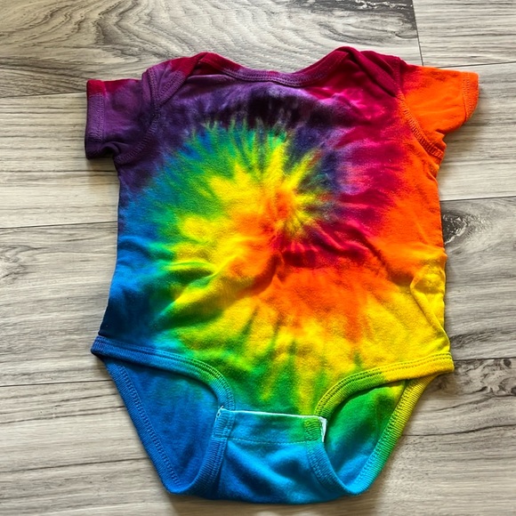 Rabbit Skins Other - 12Month Tie Dye Onesie-NWOT